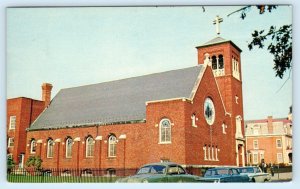 DOVER, DE Delaware~ Historic PEOPLE'S CHURCH 1976 Kent County c60s Cars Postcard