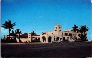 USA The Windswept Hotel Vero Beach Florida Chrome Postcard C006