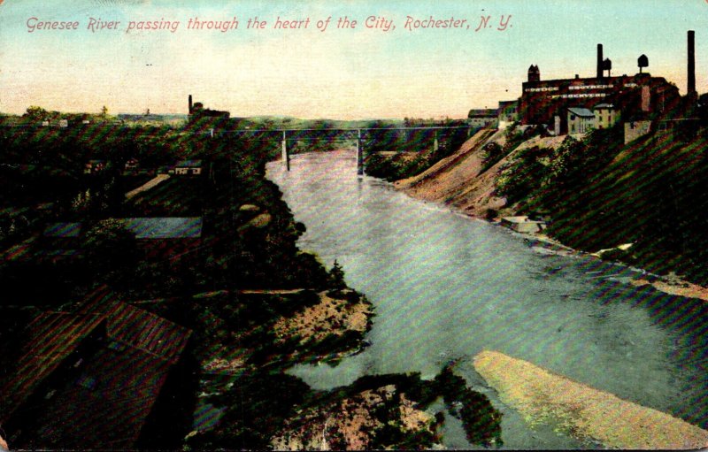 New York Rochester Genesee River Passing Through The Heart Of The City