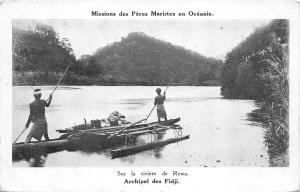 B86356 sur la riviere de rewa types boat archipel des fidji fiji islands oceania