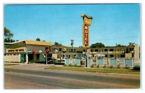 HUTCHINSON, KS Kansas ~Roadside  IMPERIAL 400 MOTEL c1960s Cars Postcard