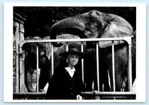 BRONX ZOO, New York NY ~ Poet MARIANNE MOORE Elephants 4x6~1986 Repro Postcard