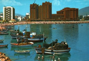 VINTAGE POSTCARD VIEW OF PORT OF COSTA DEL SOL FUENGIROLA SPAIN METER MAIL 1977