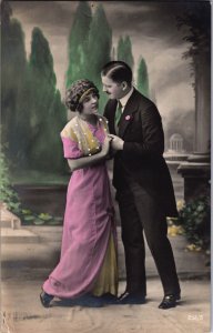 Victorian Romantic Couple In  Love Vintage RPPC C045