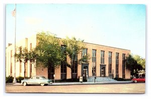 Postcard United States Post Office Hutchinson Kansas Old Cars