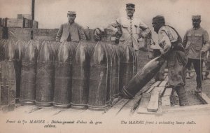 MARNE FRANCE UNLOADING HEAVY SHELLS WW1 MILITARY POSTCARD (c. 1915)