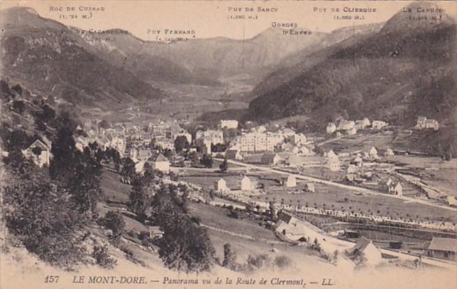 France Le Mont Dore Panorama vu de la Route de Clermont