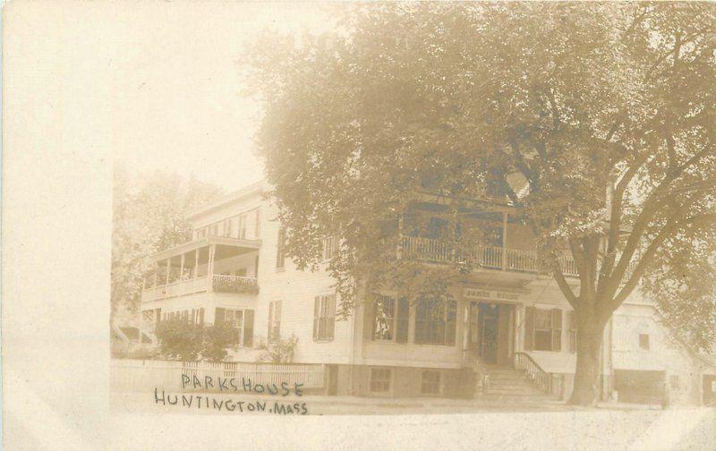 C-1905 Huntington Massachusetts Parks House RPPC real photo postcard 12381