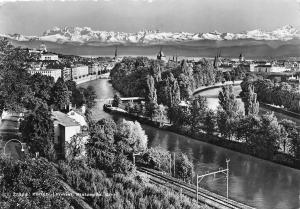 BR18818 Zurich Limmat Platzspitz switzerland