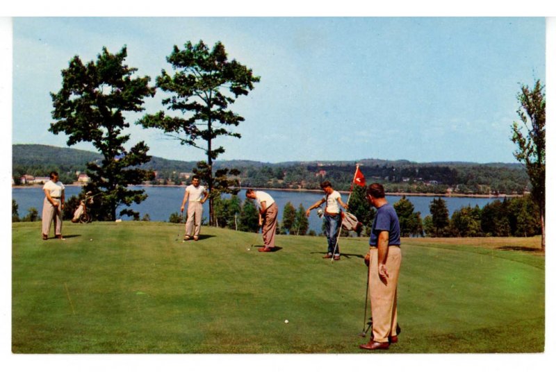 NY - Kiamesha Lake. Concord Hotel Golfing