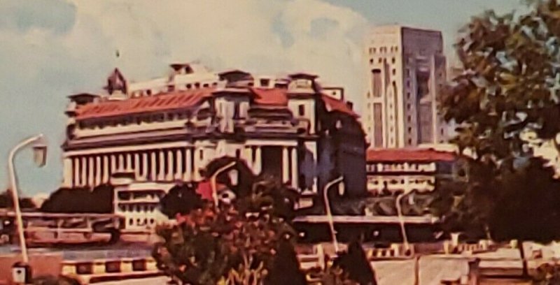 Vintage postcard Elizabeth Walk Singapore Fullerton Bank of China Ocean  735