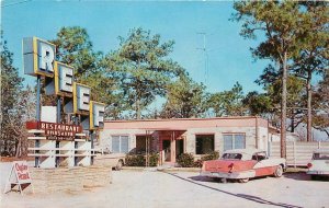 Postcard South Carolina Myrtle Beach Reef Restaurant 1950s autos Dexter 23-10065
