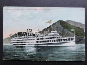USA: The Hudson River Day Line Steamer ROBERT FULTON - Old Postcard by Bosselman