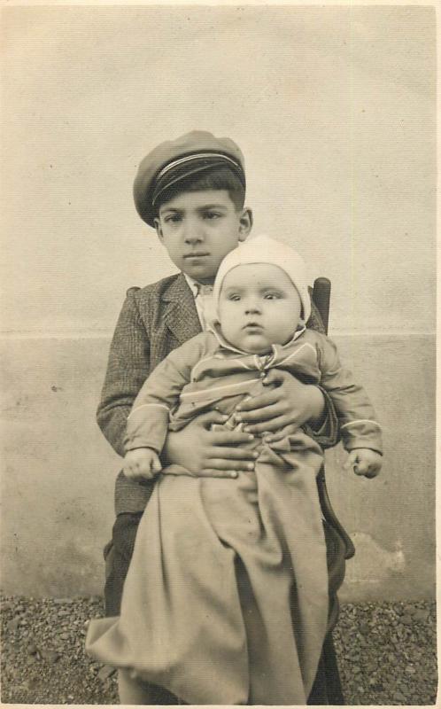 A. Hoffmann fotograf Cluj identified children Ilva Mica 1934 photo postcard