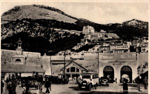 Gibraltar Entrance To Town Vintage Postcard 09.82