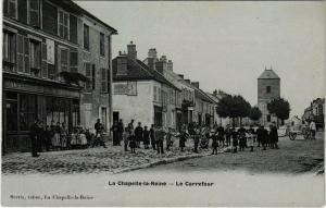 CPA LA CHAPELLE-la-REINE Le Carrefour (861402)