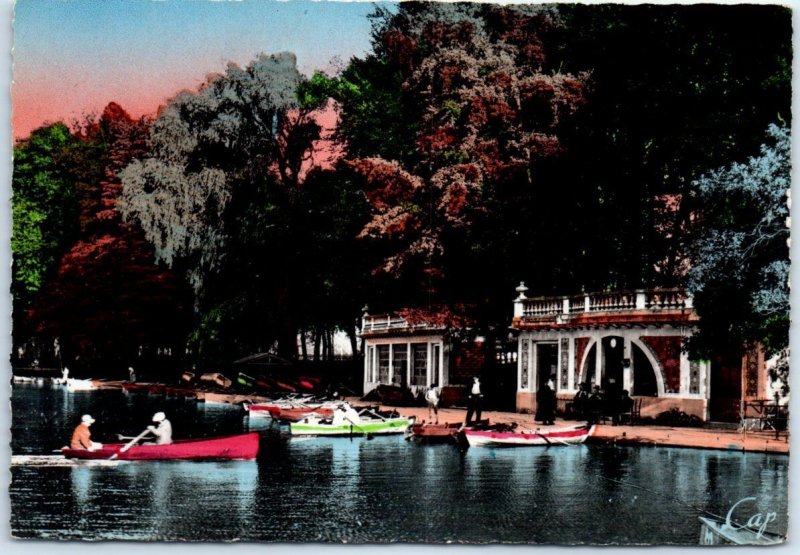 Postcard - Pier of the Lake, Parc de la Tête d'Or - Lyon, France 