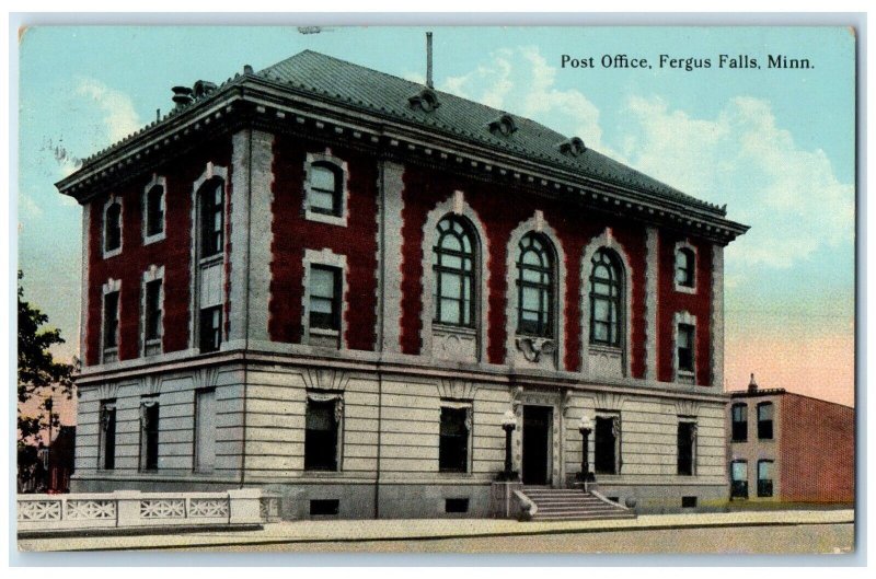 1913 Post Office Building Street View Fergus Falls Minnesota MN Posted Postcard
