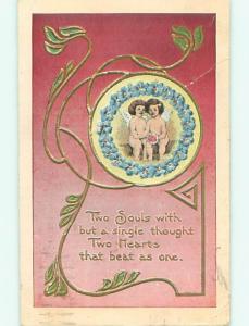 Divided-Back valentine CHERUBS - TWO HEARTS THAT BEAT AS ONE r1794