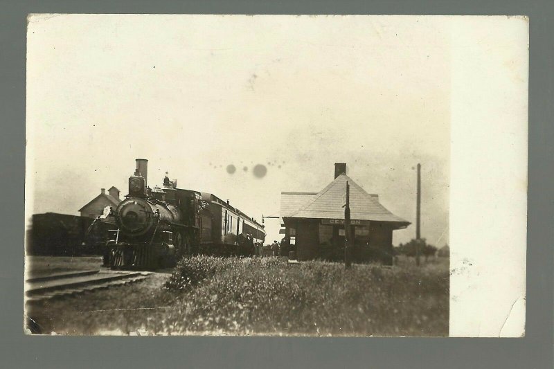 Ceylon MINNESOTA RPPC 1914 DEPOT TRAIN at STATION nr Fairmont Jackson Dunnell