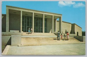Independence MO~Entrance To The Harry S Truman Presidential Library~Vintage PC