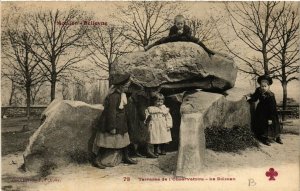 CPA MEUDON-BELLEVUE - Terrasse de l'Observatoire - Le Dolmen (581712)