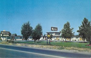 Williams Motel at Junction of US 97 & 3A Toppenish Washington