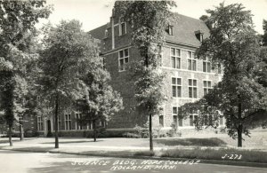 PC CPA US, MICH, HOLLAND, HOPE COLLEGE, Vintage REAL PHOTO Postcard (b14935)