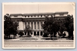 J95/ Breckenridge Texas RPPC Postcard c1940s Cline County Court House 36