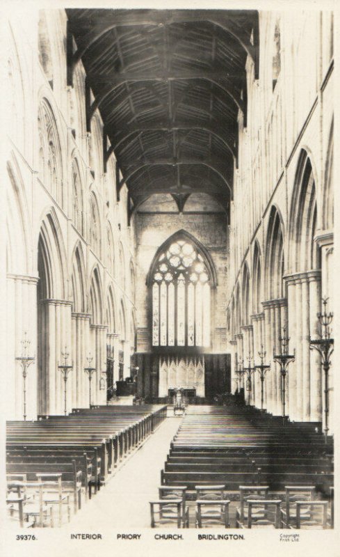 Yorkshire Postcard - Interior - Priory Church - Bridlington - Ref TZ3157