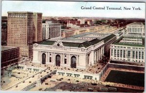 Postcard TRAIN STATION SCENE New York City New York NY AL8431