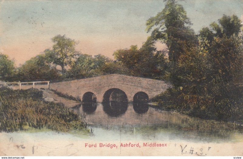 MIDDLESEX, England, PU-1904; Ford Bridge