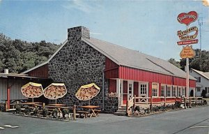 Foodergong Hay, Loft Gift Shop - Epharate, Pennsylvania PA  