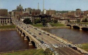 Walnut Street Bridge - Des Moines, Iowa IA  