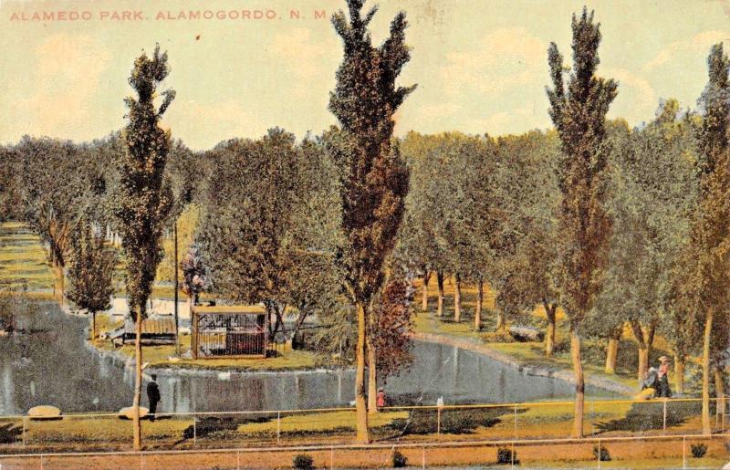 ALAMOGORDO NM~ALAMEDA PARK-WARREN PANORAMIC VIEW PUBLISHED POSTCARD