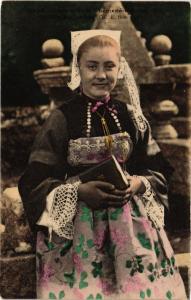 CPA Jeune Fille de Guémené-sur-Scorff - Folklore - Types (482842)