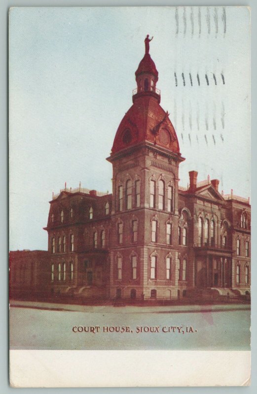 Sioux City Iowa~Courthouse~Vintage Postcard