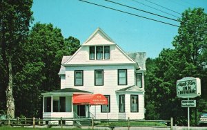 Vintage Postcard Maple Glen Inn Building Michael Deroses W. Brattleboro Vermont