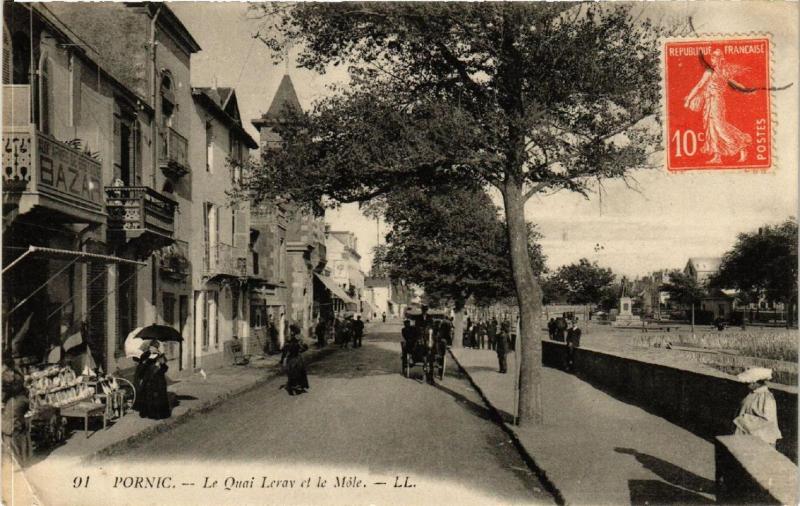 CPA PORNIC Le Quai Lerav et le Mole (610812)