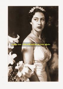 mm83 - Young Princess Margaret in Gown & Diamonds & Lilies - photograph 6x4