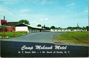 Camp Mohawk Motel, Route 30A Fonda NY Vintage Postcard F49