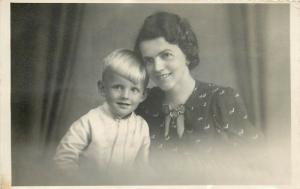 Lot 12 photo postcards women with children early studio photography included