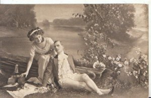 Romance Postcard - Romantic Couple - Ref 5954A