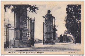 TARANTO, Ingresso giardini del Peripato, Puglis, Italy, PU-1935