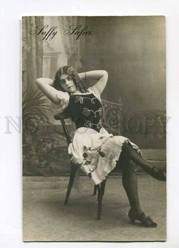 3017726 SAFFY SAFIER Charming DANCER on Chair Vintage PHOTO