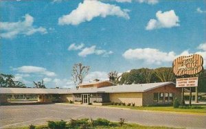 Iowa Cedar Rapids The Town House Motor Hotel