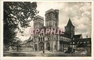 Postcard Moderne Caen (Calvados) Church of the Trinity or the Abbaye aux Dame...