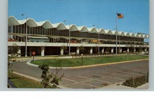 St Paul MN Airport Bus Cars Postcard