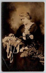 RPPC Beautiful Woman Making Flower Arrangement Real Photo Postcard L23