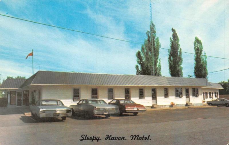 PEMBROKE, Ontario Canada    SLEEPY HAVEN MOTEL   Roadside   Chrome Postcard